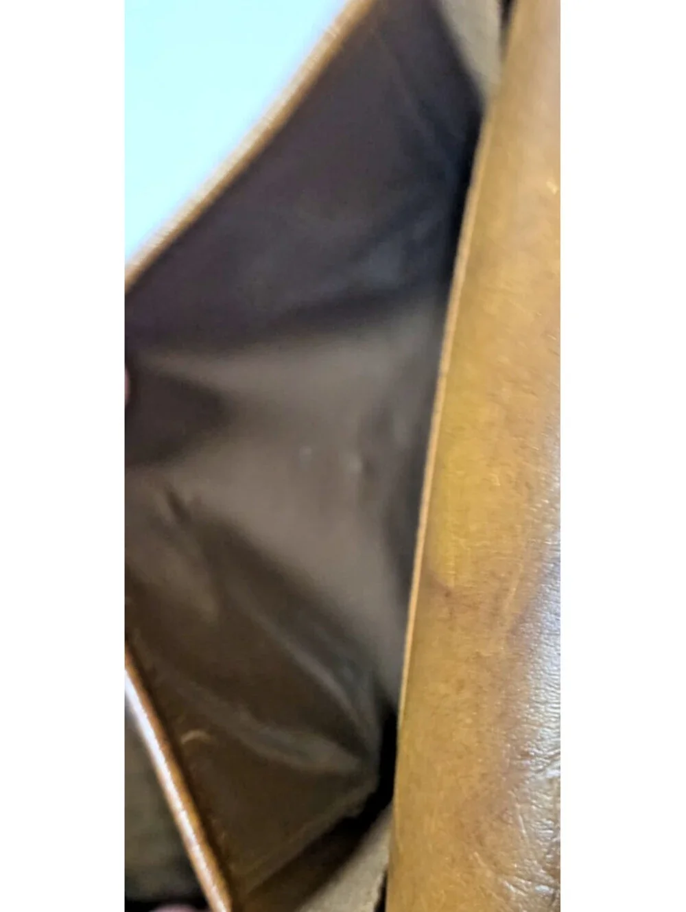 Vintage 1978 American Tourister Faux Leather Shoulder Bag Tan Camera Style AT